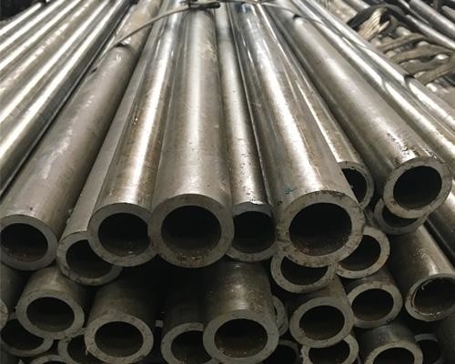Qigang أنبوب الصلب الكربوني Q235 Q255 Q275 A106 GRADE 8 API 5L