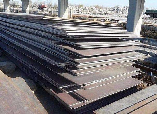 ASTM A36 ST37 S45C ST52 مخزون مصنع عالي الجودة بسعر منخفض لوحة فولاذية كربونية سوداء