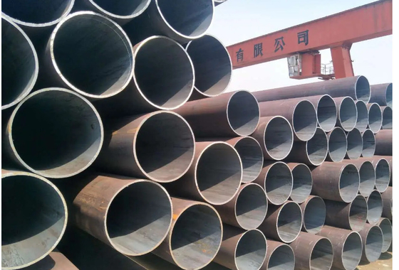 ST37 C45 SCH40 A106 Gr.B A53 أنبوب أنابيب الصلب الكربوني 42CrMo 15CrMo سبيكة
